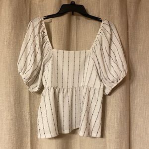 Madewell puffy sleeve blouse, size small. Like new condition.